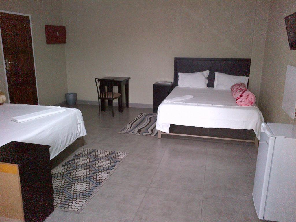 Chisam Guest Lodge Pty Ltd Johannesburg Rom bilde