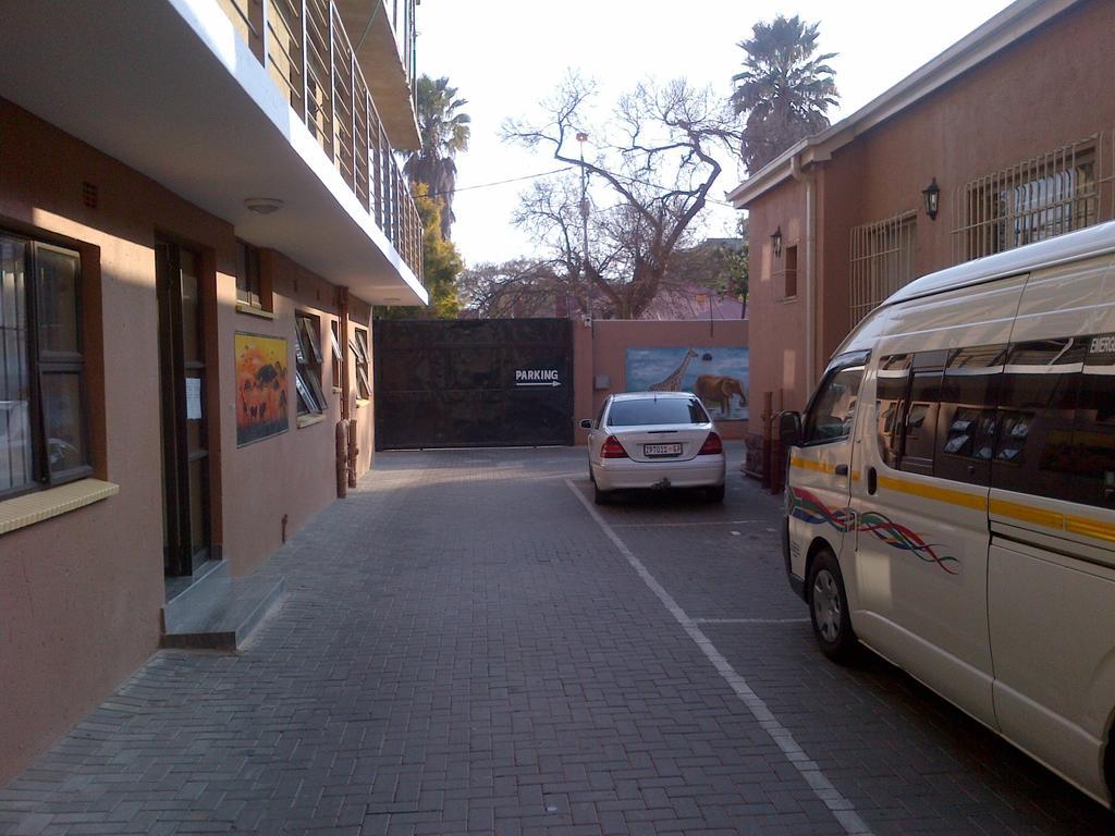 Chisam Guest Lodge Pty Ltd Johannesburg Eksteriør bilde