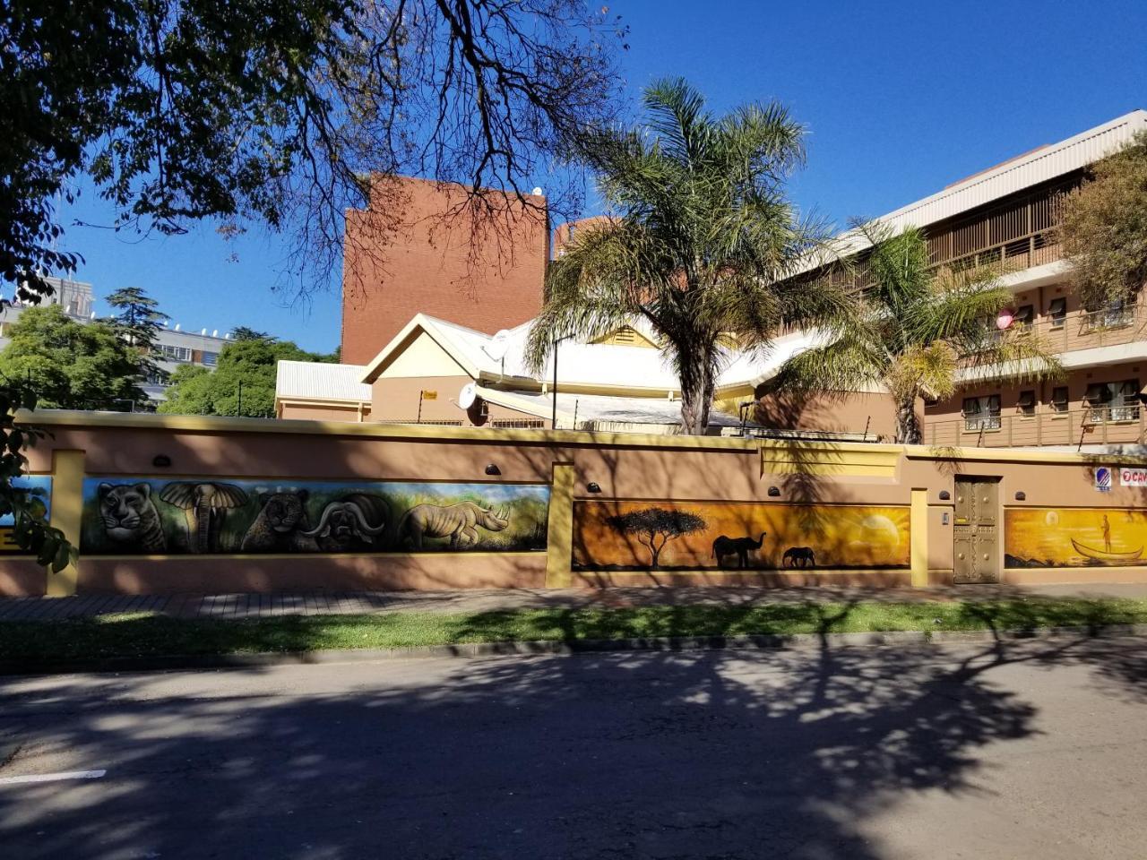 Chisam Guest Lodge Pty Ltd Johannesburg Eksteriør bilde